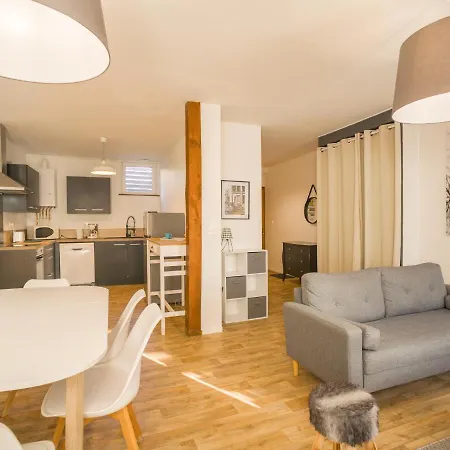 Appartamento Le Duplex Troyen - 5 Min Hypercentre - Ideal Groupe - Parking Gratuit Troyes